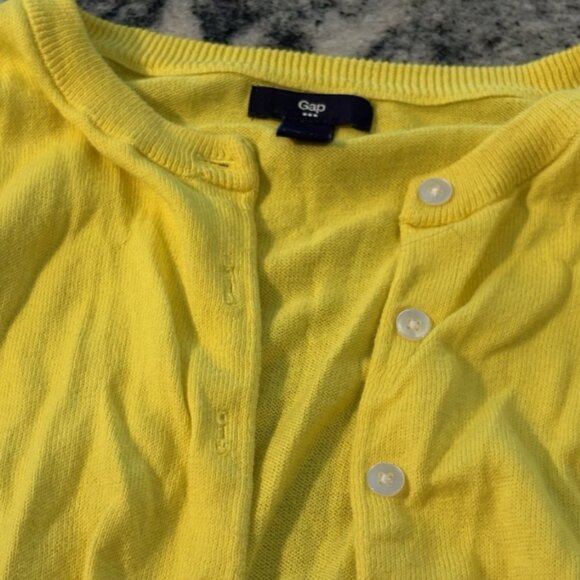 Gap Yellow Cardigan Size XL - Picture 1 of 7